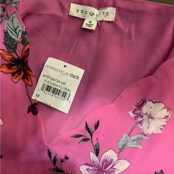 NWT Socialite Floral Camisole Top sz M - Picture 6 of 8